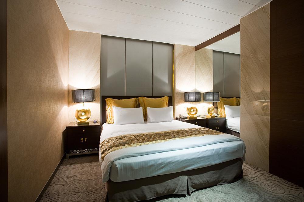 Crystal Business Motel Kota Hsinchu Bagian luar foto
