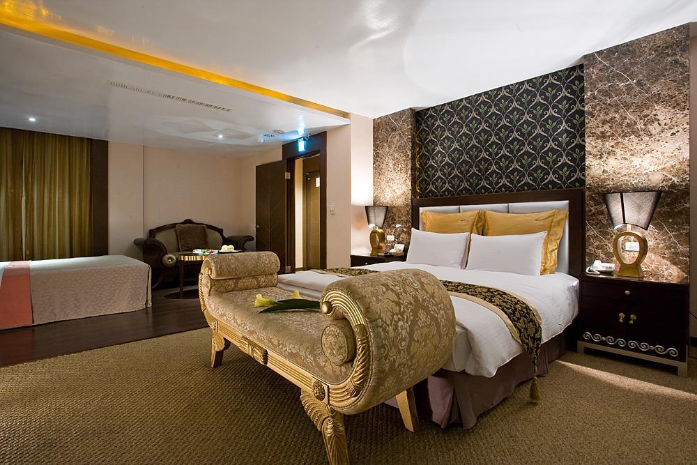 Crystal Business Motel Kota Hsinchu Bagian luar foto