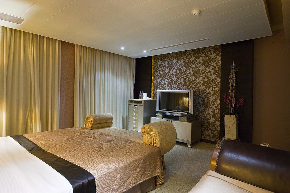 Crystal Business Motel Kota Hsinchu Bagian luar foto