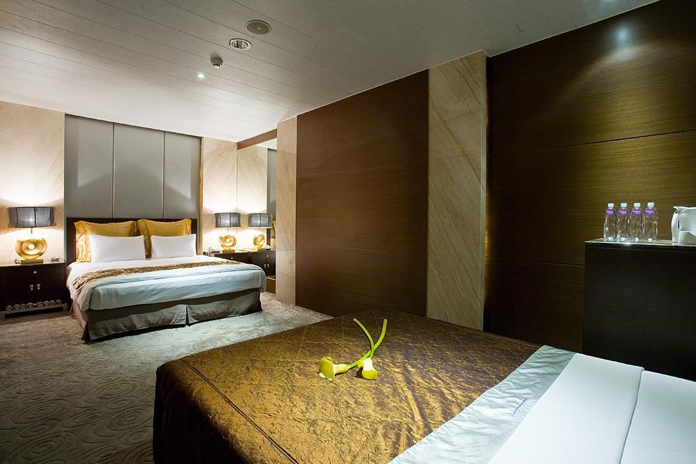 Crystal Business Motel Kota Hsinchu Bagian luar foto