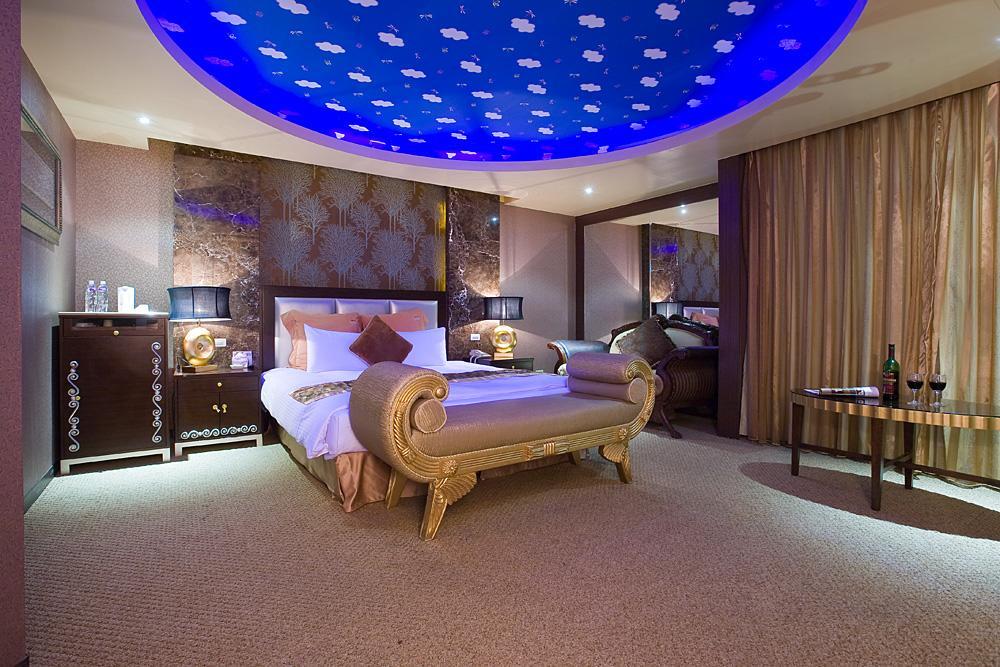 Crystal Business Motel Kota Hsinchu Bagian luar foto