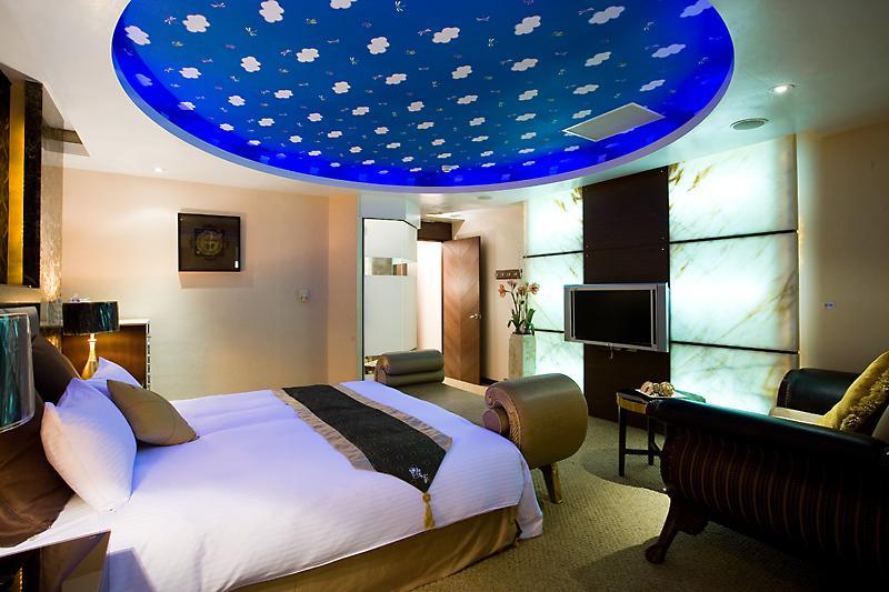 Crystal Business Motel Kota Hsinchu Bagian luar foto