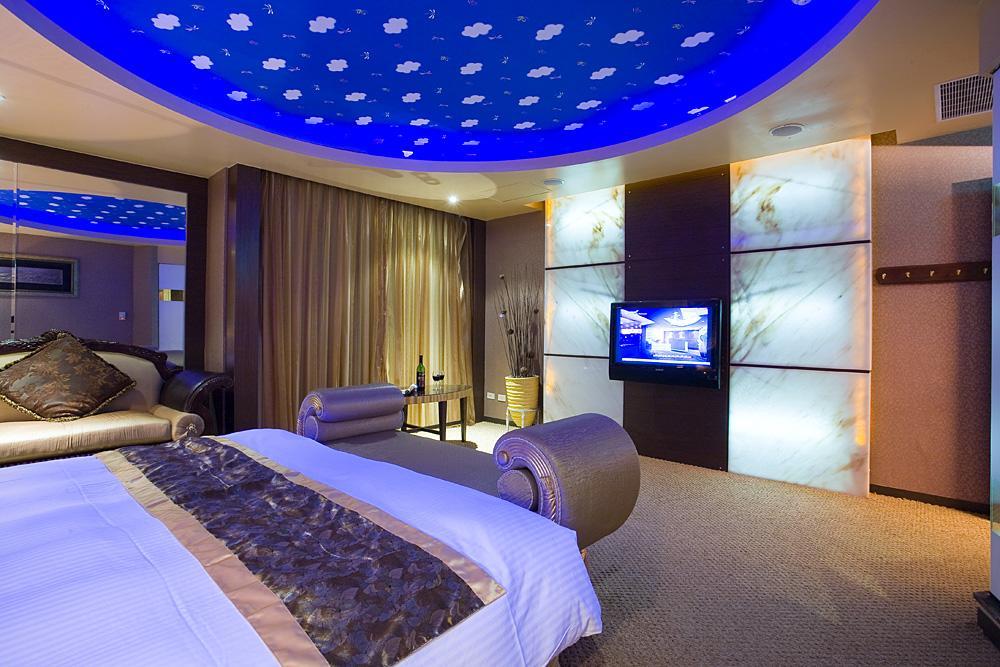 Crystal Business Motel Kota Hsinchu Bagian luar foto